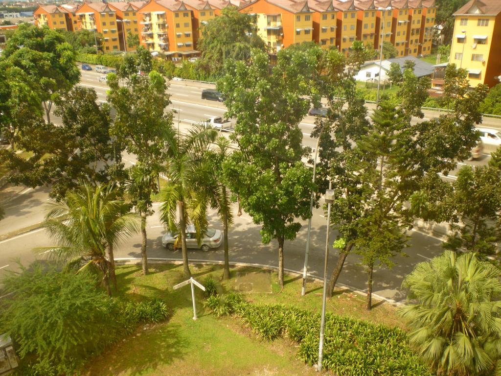 Hotel Sri Sutra - Bandar Sunway 3 Petaling Jaya Dış mekan fotoğraf